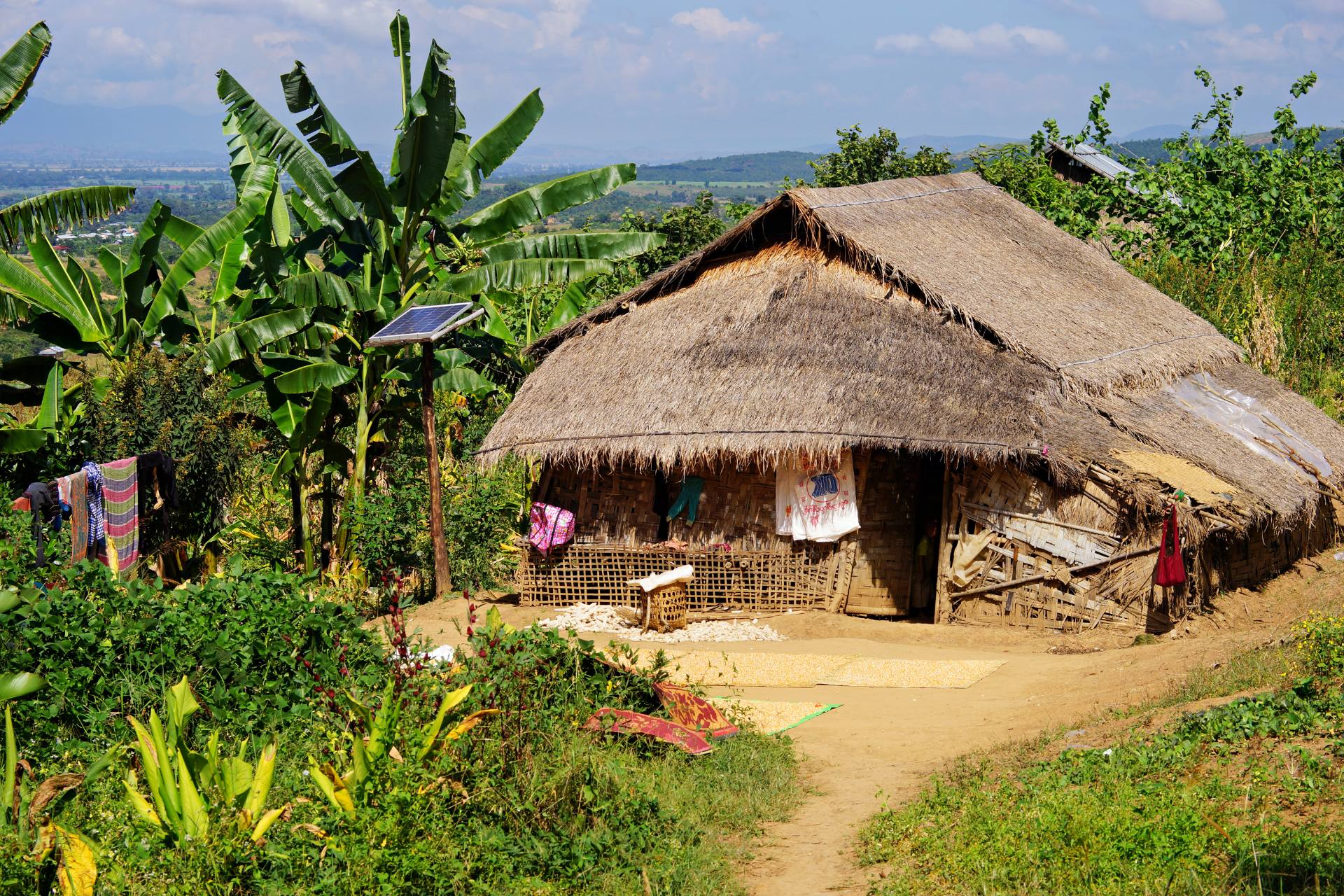 Tageswanderung durch die Umgebung von Nyaung Shwe